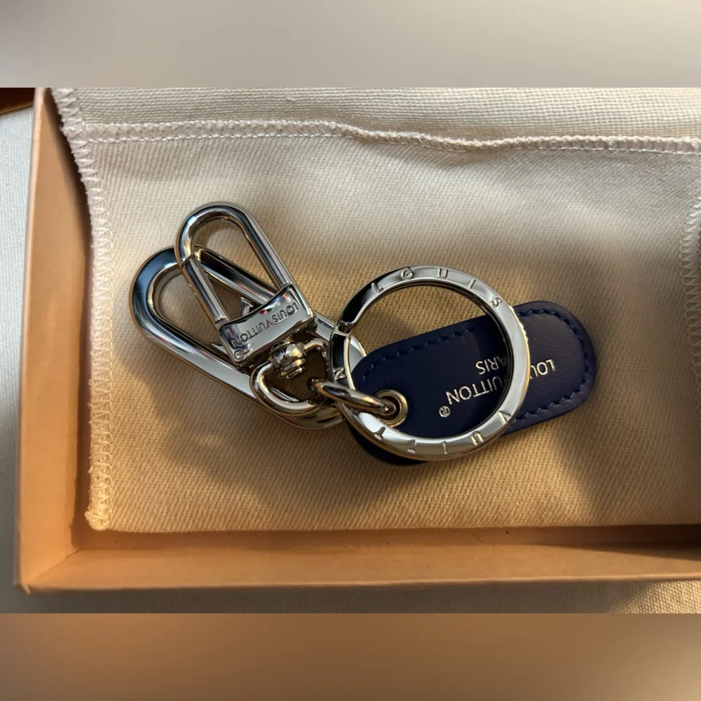 Authentic Louis Vuitton Limited Edition Porte Cles keychain for men. New in box. - Picture 5 of 11